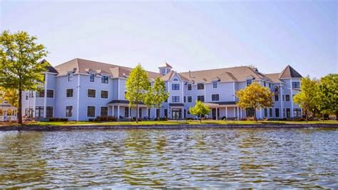 lake resorts in southern indiana.